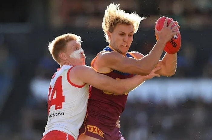 CR swans lions afl 24095831