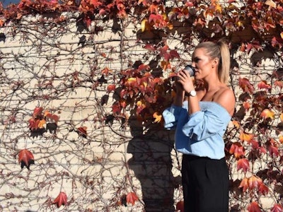 Abbey Holmes Influencer