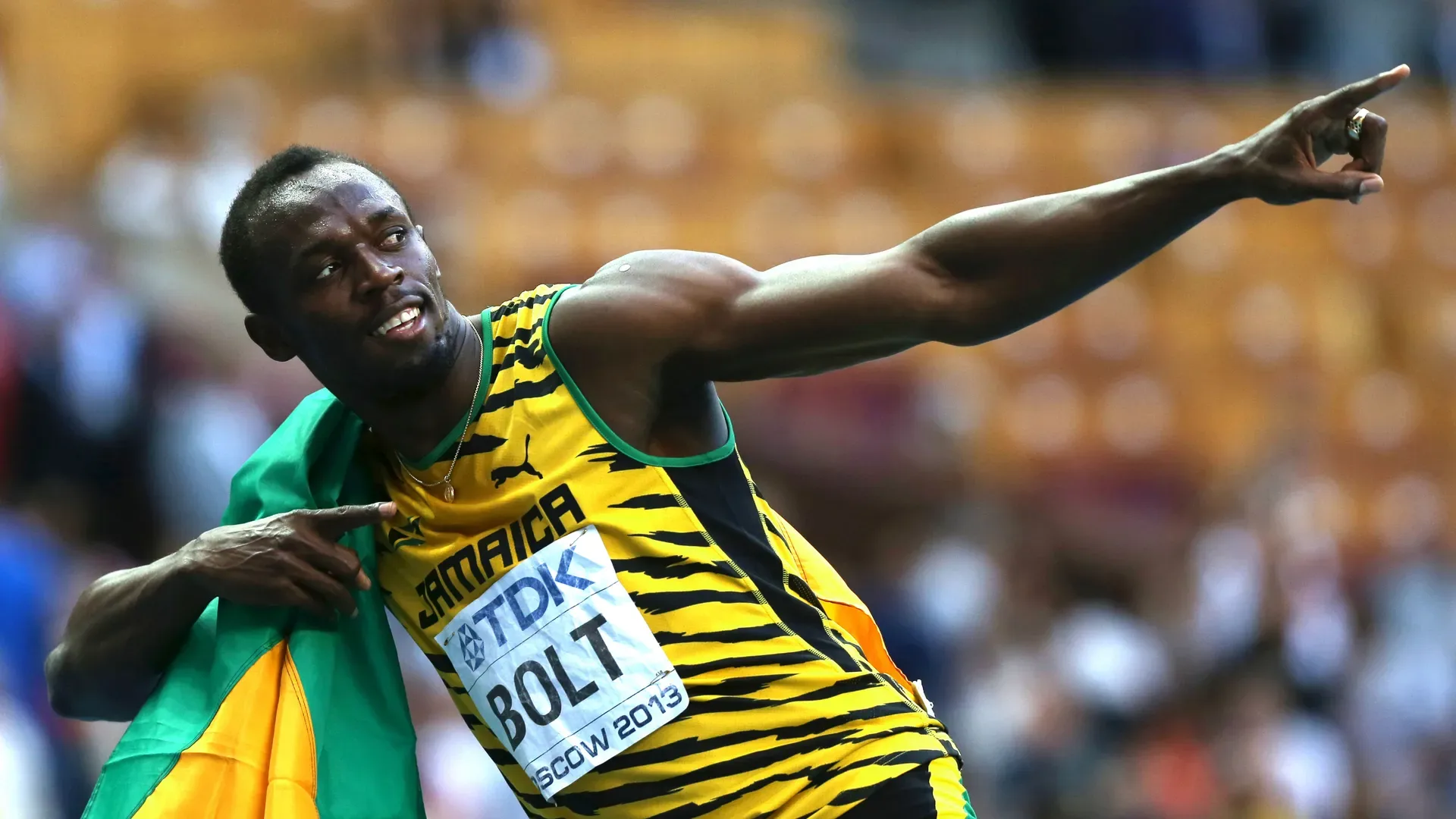 Great Britain bolts past U.S., Jamaicans last in men's 4x100